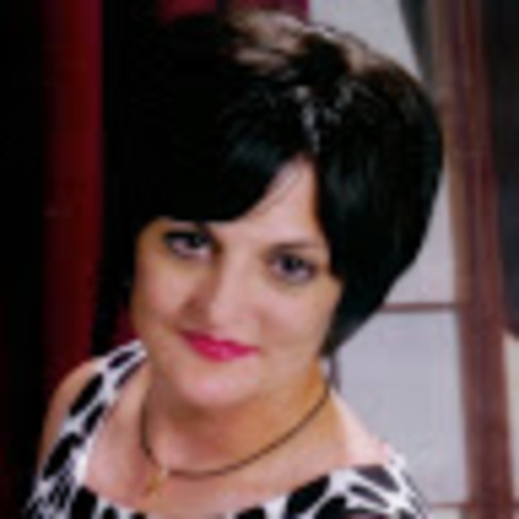 Meet your Posher, Kimberly - Picture 1 of 1